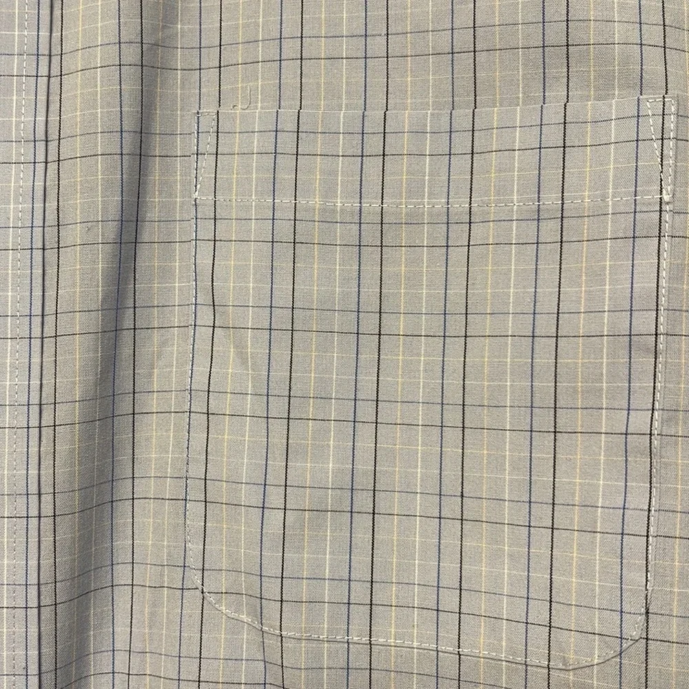 Stafford Light Blue Wrinkle Free Button Down Dress Shirt Size 18 GUC #5627